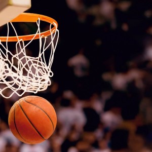 kaiyun官方-篮坛巨星降临老特拉福德，杜兰特的曼联之旅与惊艳防守，NBA巨星杜兰特造访曼联主场，跨界展现防守风采